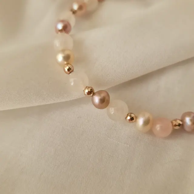 Bracciale perle, quarzo e ematite rosa