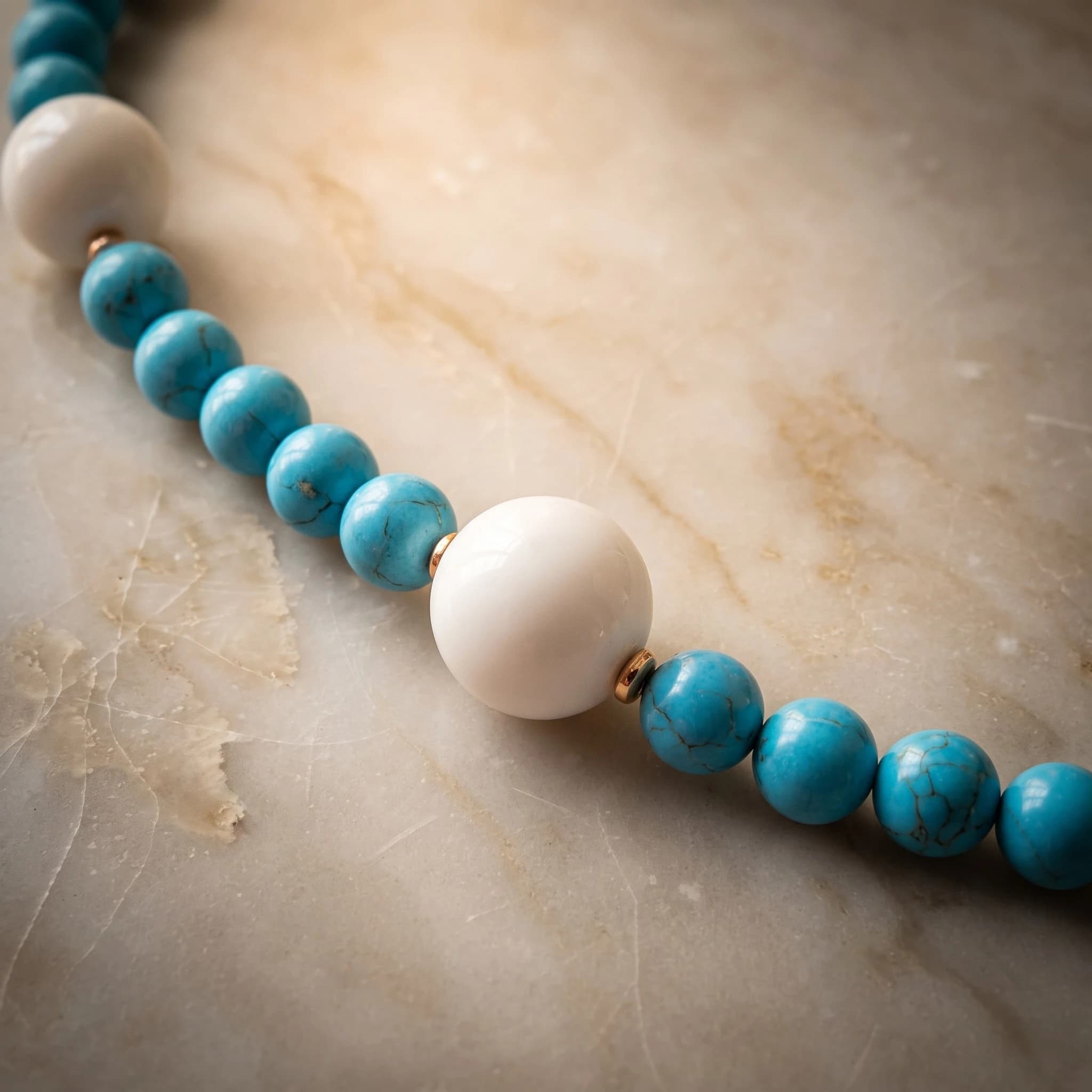 Collana pasta di turchese, agata bianca e ematite rosa — foto 4