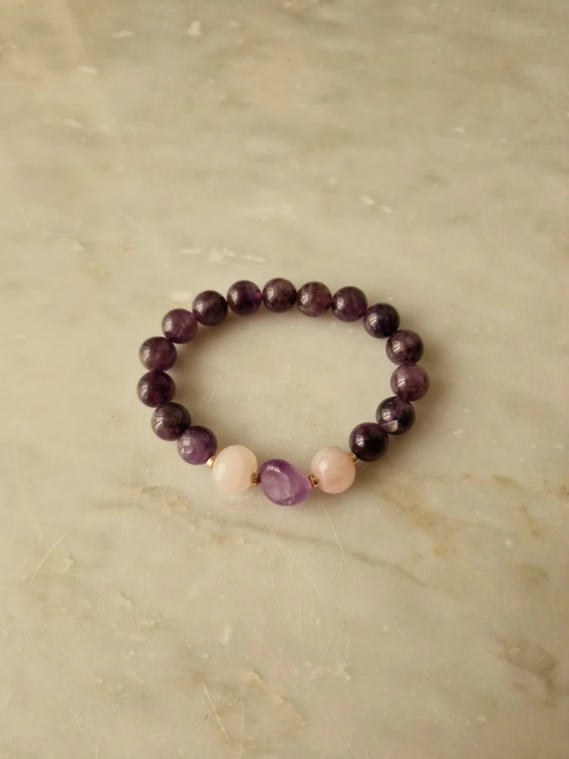 Bracciale elastico ametista, quarzo rosa e ematite rosé — foto 3